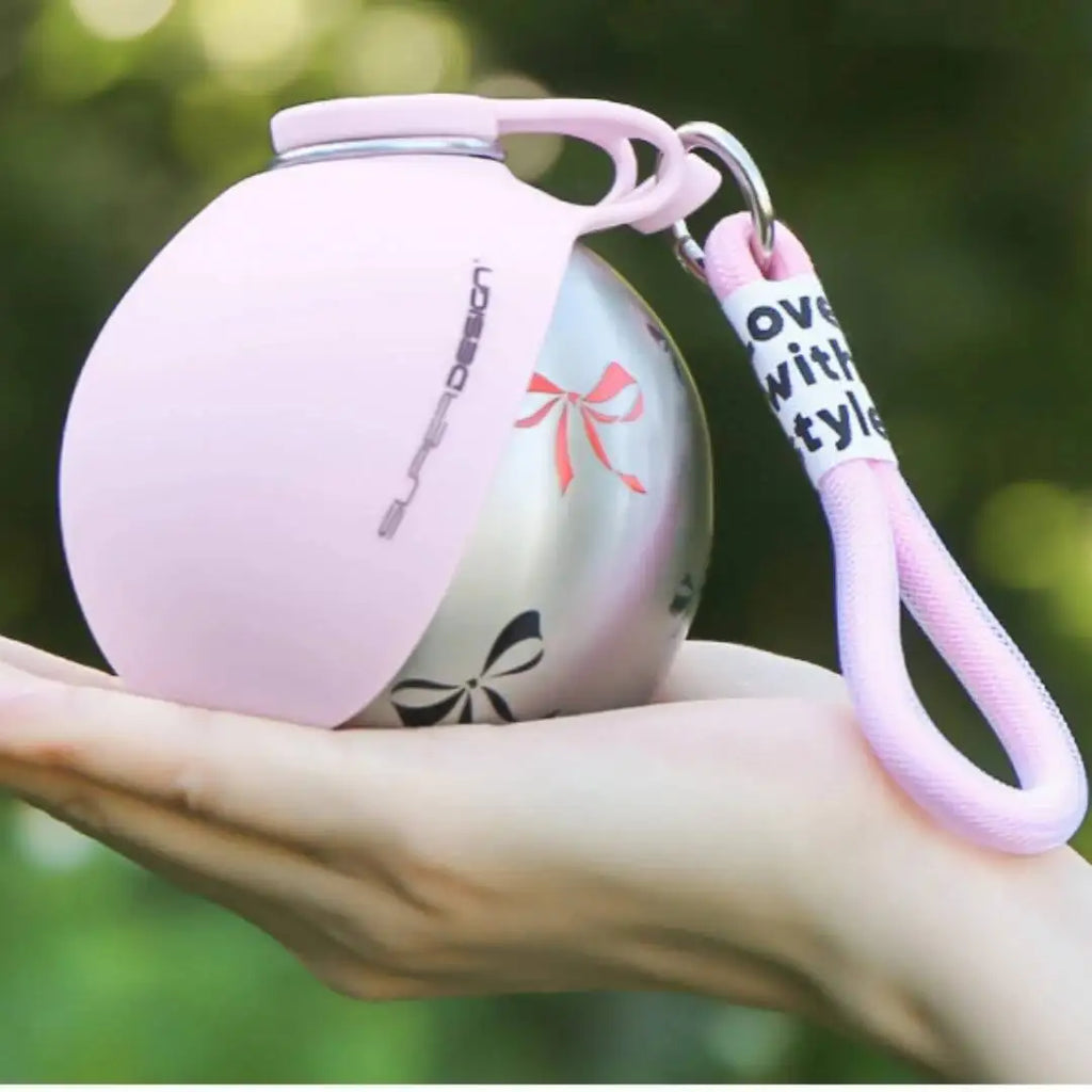 Garrafa Portátil para Pets 2 em 1 em Aço Inoxidável 304 – Bebedouro de Viagem para Cães e Gatos com Alça de Transporte
